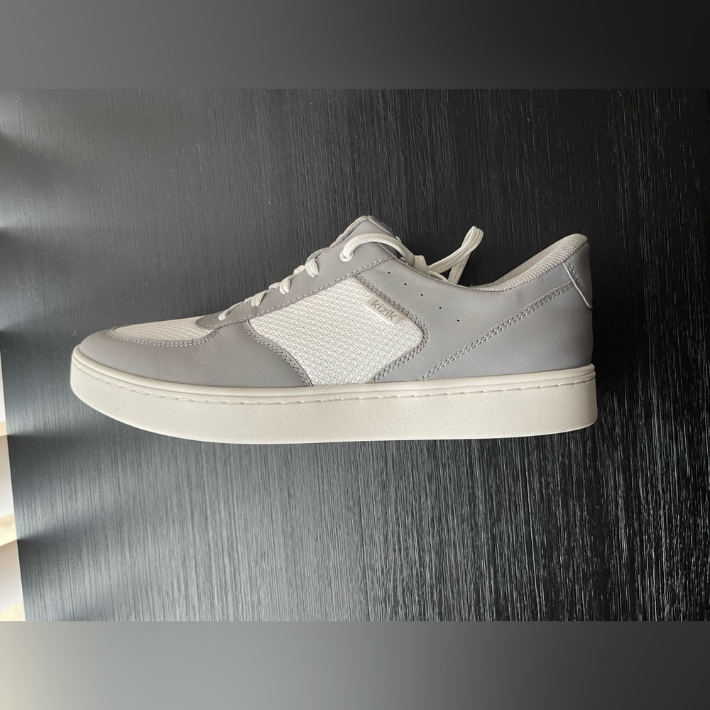 Kizik Men’s Gray and White Sneakers New size 11.5 men U.S. - Picture 16 of 16